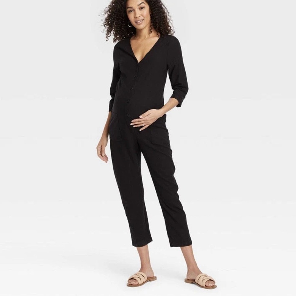 THE NINES by Hatch 3/4 Sleeve Button-Front Cropped Maternity Jumpsuit Medium
